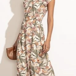 WORUI Dresses Sarah Floral Dress - FINAL SALE 16 WORUI Dresses Sarah Floral Dress - FINAL SALE