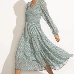 WORUI Dresses Roselyn Tiered Midi Dress