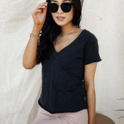 WORUI Naia V Neck Tee - FINAL SALE Bohme Essentials