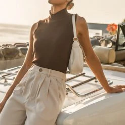 SINA Hana Ribbed Tank Top In Brown