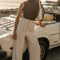 SINA Hana Ribbed Tank Top In Brown