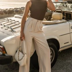 SINA Hana Ribbed Tank Top In Brown