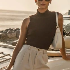 SINA Hana Ribbed Tank Top In Brown