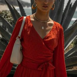 LISTICLE Coastal Getaway Keira Set In Rust