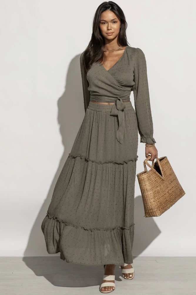 LISTICLE Sets Keira Set In Sage 5 LISTICLE Sets Keira Set In Sage