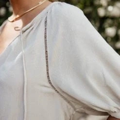 LOVE STITCH Clothing Illustrated London Blouse In Cream