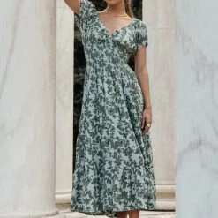 CLOTHING COMPANY Khari Floral Dress In Green Dresses