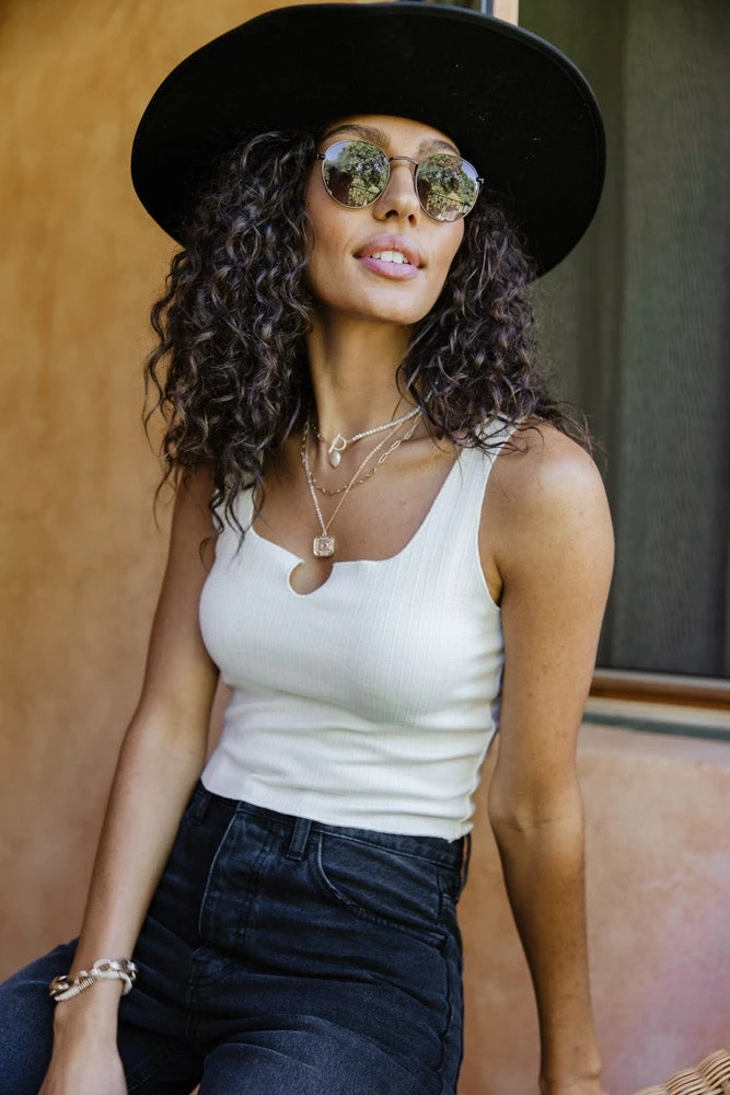 LISTICLE Back In Stock Julieta Cropped Tank Top In Mauve 11 LISTICLE Back In Stock Julieta Cropped Tank Top In Mauve