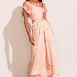 WORUI Rosalind Midi Dress In Pink Dresses