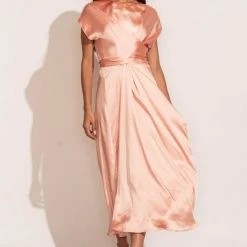 WORUI Rosalind Midi Dress In Pink Dresses
