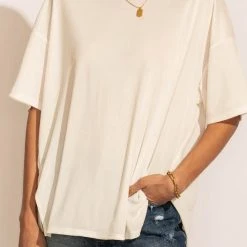 CHERISH Aubrah Top In White Tops 16 CHERISH Aubrah Top In White Tops