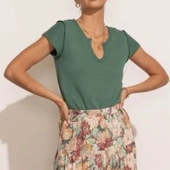 LA MIEL Zoe Tee In Emerald