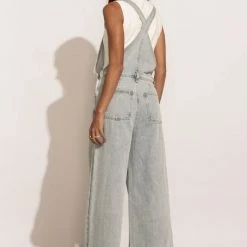 LISTICLE Jordan Overalls 19 LISTICLE Jordan Overalls