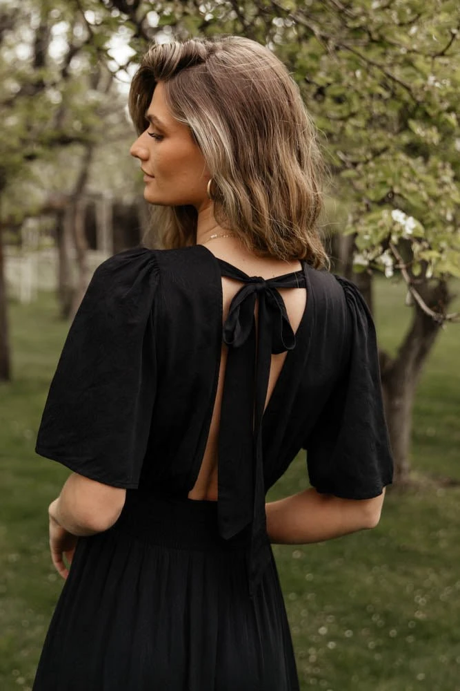 LOVE STITCH Clothing Illustrated Sariah Maxi Dress In Black 6 LOVE STITCH Clothing Illustrated Sariah Maxi Dress In Black