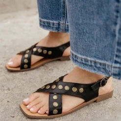 FREE SOUL/MIRACLE MILE Kylie Sandals In Black - FINAL SALE Fresh Markdowns