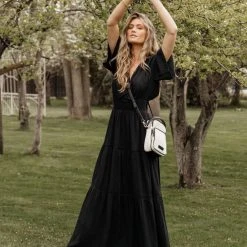 LOVE STITCH Clothing Illustrated Sariah Maxi Dress In Black 16 LOVE STITCH Clothing Illustrated Sariah Maxi Dress In Black