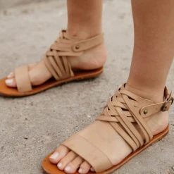 BEAST FASHION Tavia Sandals New Arrivals