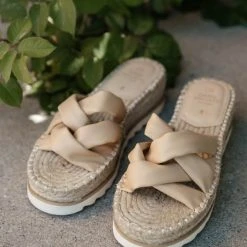 FREE SOUL/MIRACLE MILE Rebel Espadrilles In Nude New Arrivals