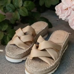FREE SOUL/MIRACLE MILE Rebel Espadrilles In Nude New Arrivals