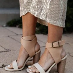 FREE SOUL/MIRACLE MILE Shoes Scarlett Color-Block Heels