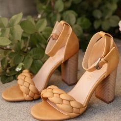 FREE SOUL/MIRACLE MILE Daleyza Heels New Arrivals