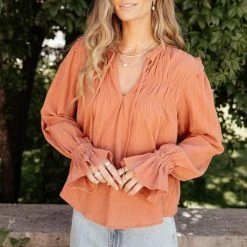 LUSH CLOTHING Bronte Blouse