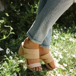 BEAST FASHION Talisha Heels In Nude