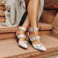 FREE SOUL/MIRACLE MILE Shoes Zuri Buckle Heels In Beige