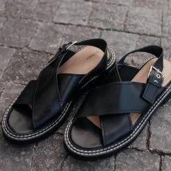 BEAST FASHION Millie Sandals In Black New Arrivals