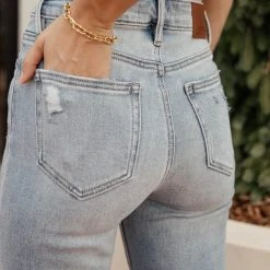 HIDDEN JEANS Ellery Distressed Jeans