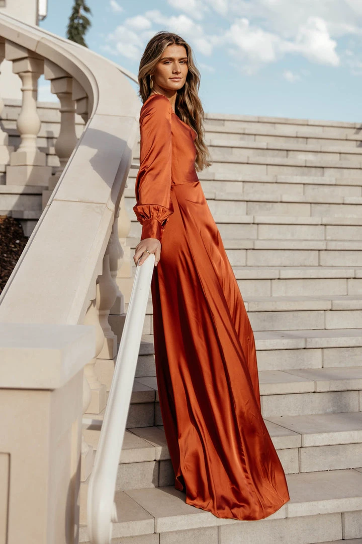 RICARICA New Arrivals PREORDER - Kristie Maxi Dress In Rust 5 RICARICA New Arrivals PREORDER - Kristie Maxi Dress In Rust