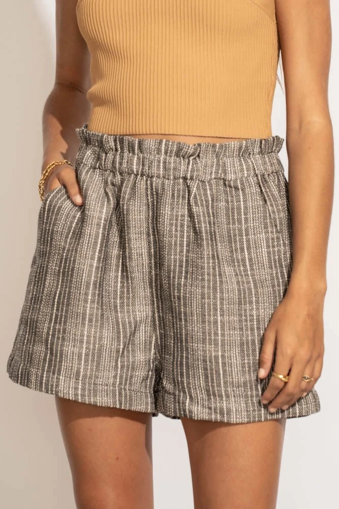 DOE&RAE Bridget Paperbag Shorts 12 DOE&RAE Bridget Paperbag Shorts