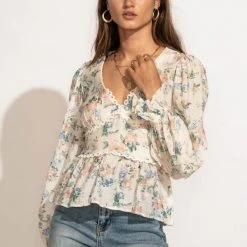 BLU PEPPER Fay Floral Blouse