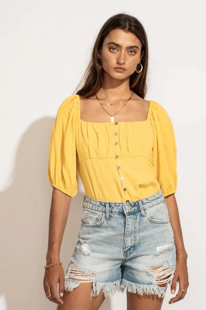 AEMI AND CO New Arrivals Delani Blouse In Yellow 14 AEMI AND CO New Arrivals Delani Blouse In Yellow
