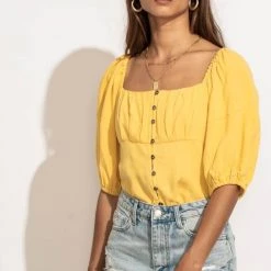 AEMI AND CO New Arrivals Delani Blouse In Yellow 31 AEMI AND CO New Arrivals Delani Blouse In Yellow