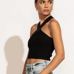 DREAMERS BY DEBUT Daylin Cropped Tank Top In Black