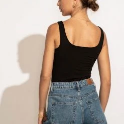 FINAL TOUCH COLLECTION New Arrivals Scoop Neck Tank In Black