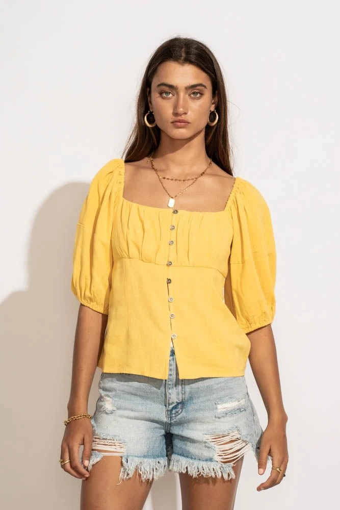 AEMI AND CO New Arrivals Delani Blouse In Yellow 7 AEMI AND CO New Arrivals Delani Blouse In Yellow
