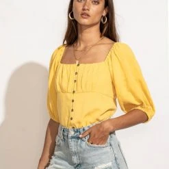 AEMI AND CO New Arrivals Delani Blouse In Yellow