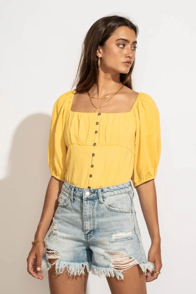 AEMI AND CO New Arrivals Delani Blouse In Yellow 5 AEMI AND CO New Arrivals Delani Blouse In Yellow