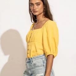 AEMI AND CO New Arrivals Delani Blouse In Yellow 32 AEMI AND CO New Arrivals Delani Blouse In Yellow