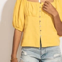 AEMI AND CO New Arrivals Delani Blouse In Yellow 27 AEMI AND CO New Arrivals Delani Blouse In Yellow