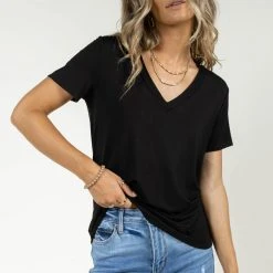 LIME N CHILI Essentials V Neck Tee In Black