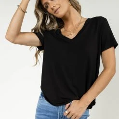 LIME N CHILI Essentials V Neck Tee In Black
