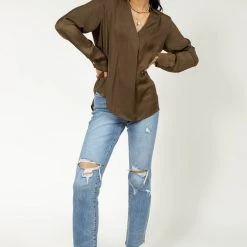 FUN 2 FUN New Arrivals Kyrie Blouse In Olive