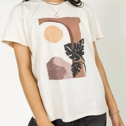 WORUI Summer Graphic Tee
