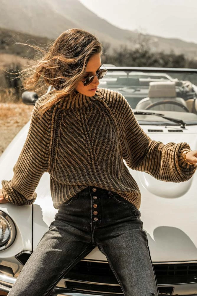 SINA Olympe Cable-Knit Sweater In Orange 8 SINA Olympe Cable-Knit Sweater In Orange