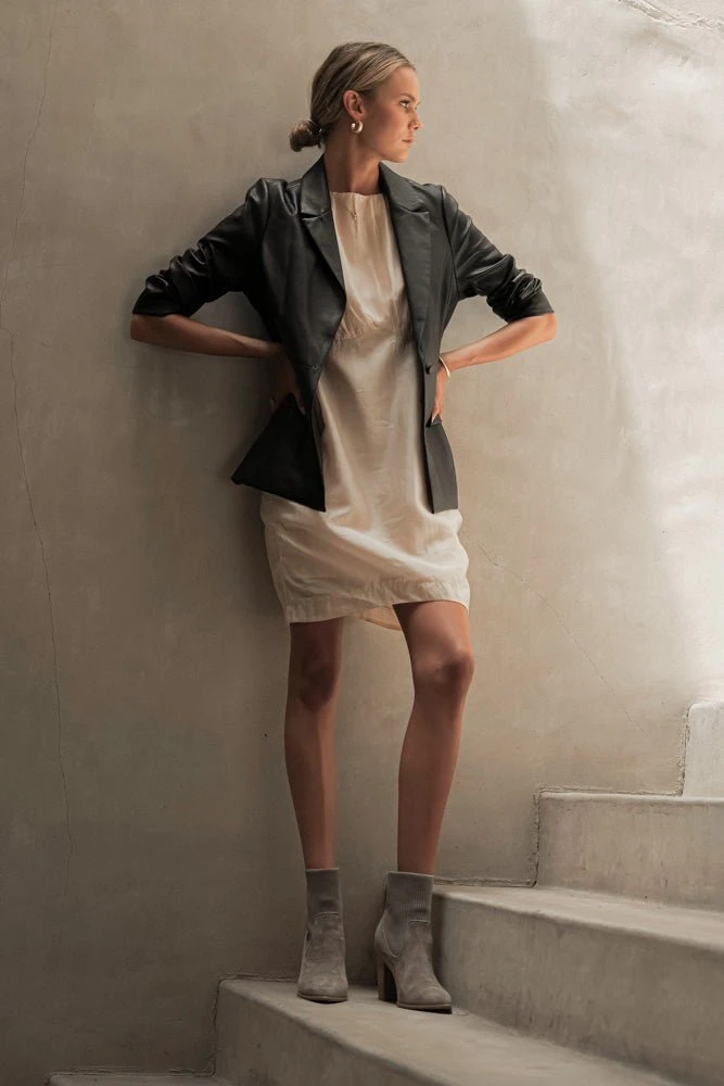 LE LIS Work Edit Alonso Vegan Leather Blazer In Camel 8 LE LIS Work Edit Alonso Vegan Leather Blazer In Camel