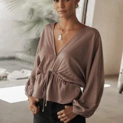 SINA Work Edit Zafrina Pleated Blouse In Lavender