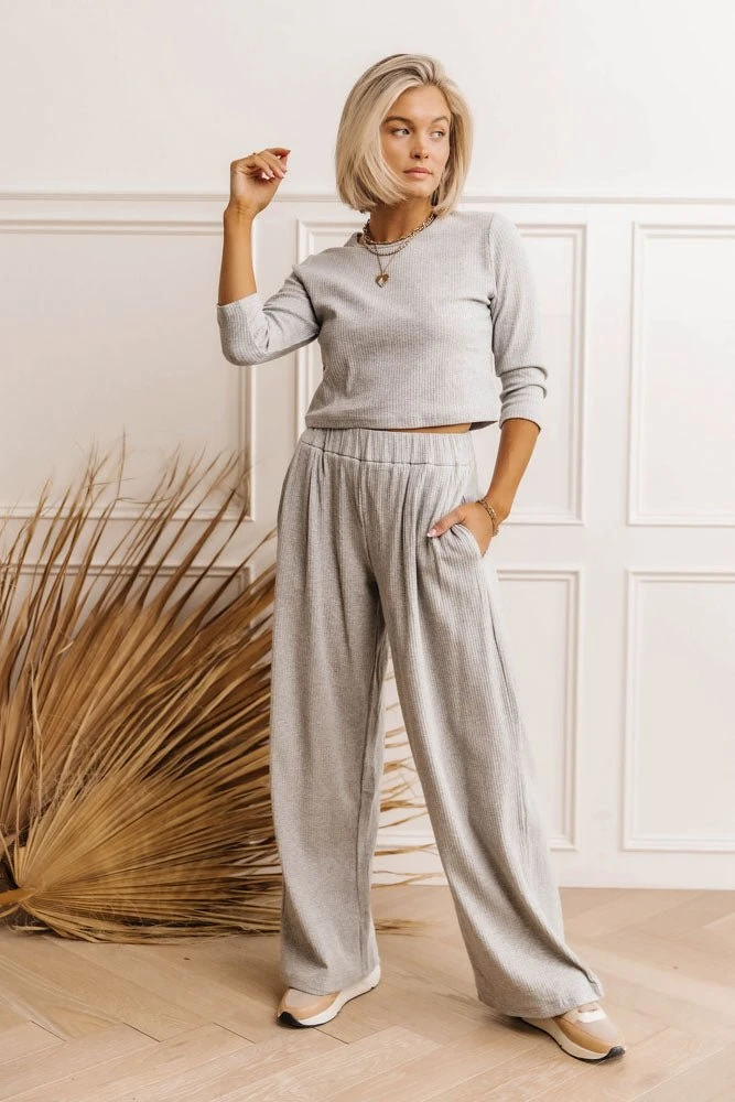 WORUI Demetri Ribbed Top - FINAL SALE Loungewear 7 WORUI Demetri Ribbed Top - FINAL SALE Loungewear